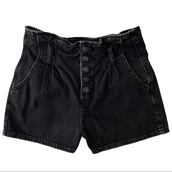 AE Paperbag Hi-Rise Black Denim Button Mom Shorts - Picture 5 of 12